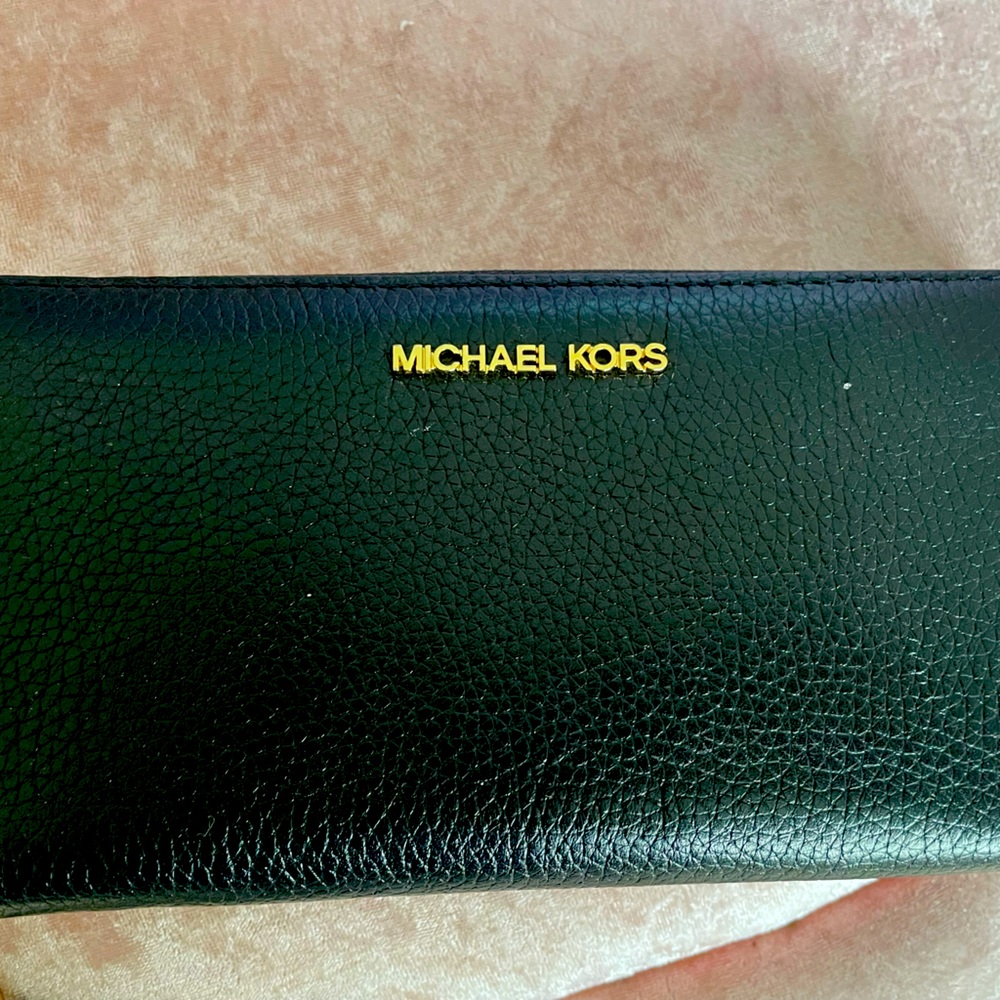 Black Michael kors large wallet